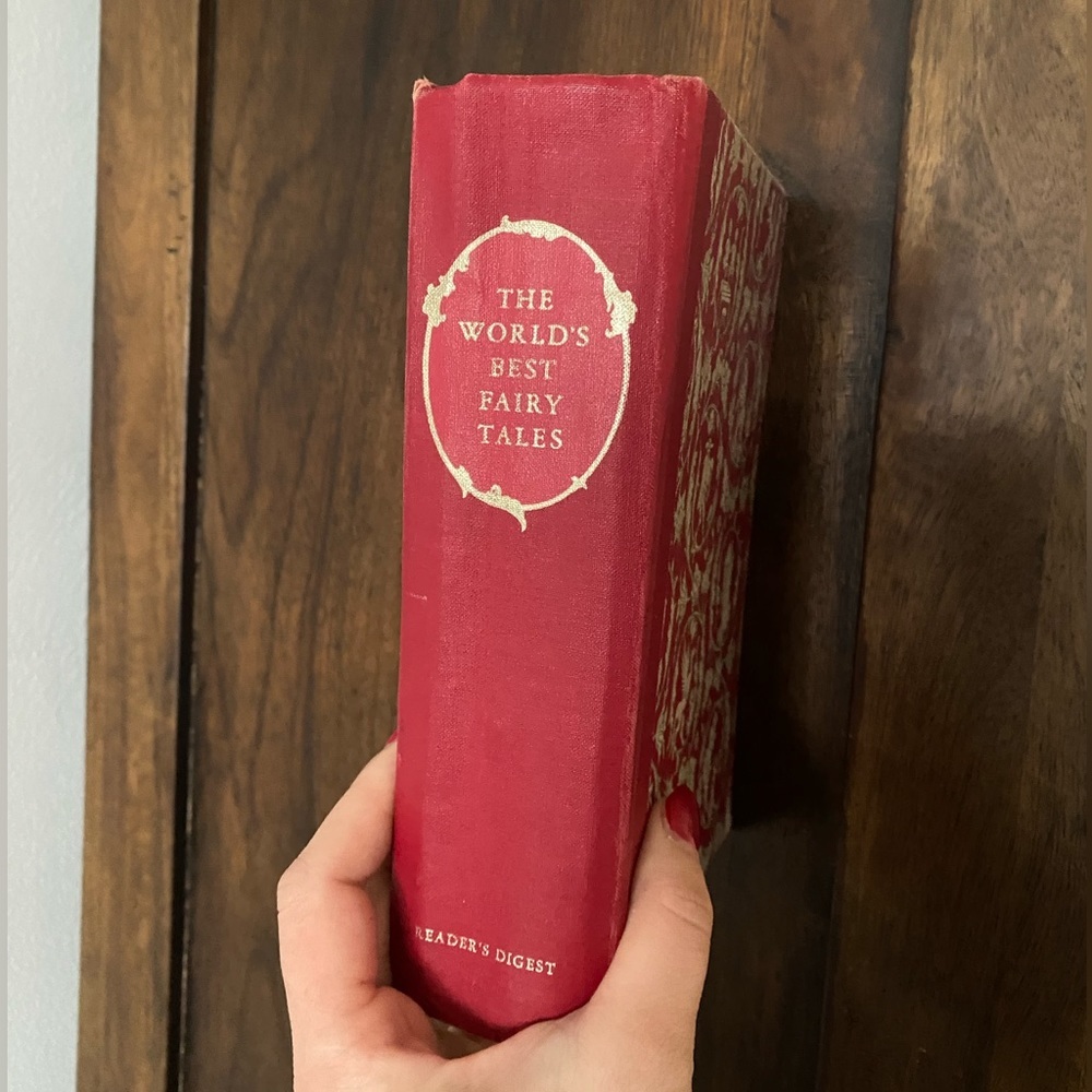 World’s Best Fairy Tales vintage illustrated book from 1967